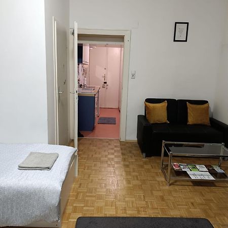 Wohnung In Der Naehe Wiener Stadthalle Und Zentrum 9 Kültér fotó